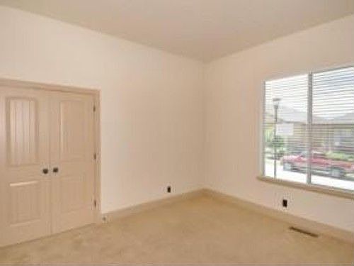 5th image of 11047 S Cadbury Dr