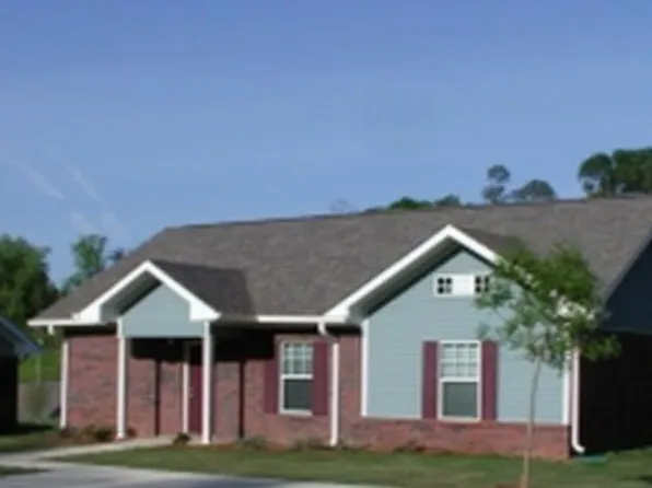 101 Laurel Ridge Ave W #101, Lagrange, GA 30240
