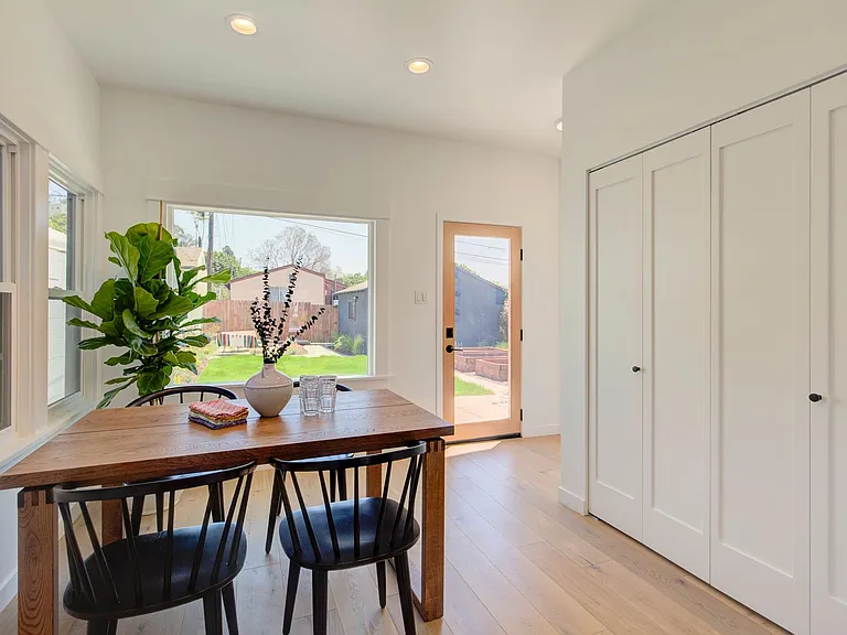 3412 Thorpe Ave — Photo 11