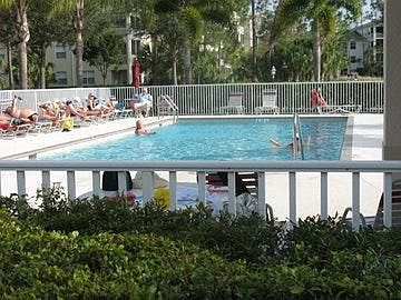 5th image of 3993 Bishopwood Ct E #2nd