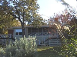 314 Kiowa Dr E, Lake Kiowa, TX 76240