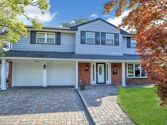 4th image of 75 Brook Ct N