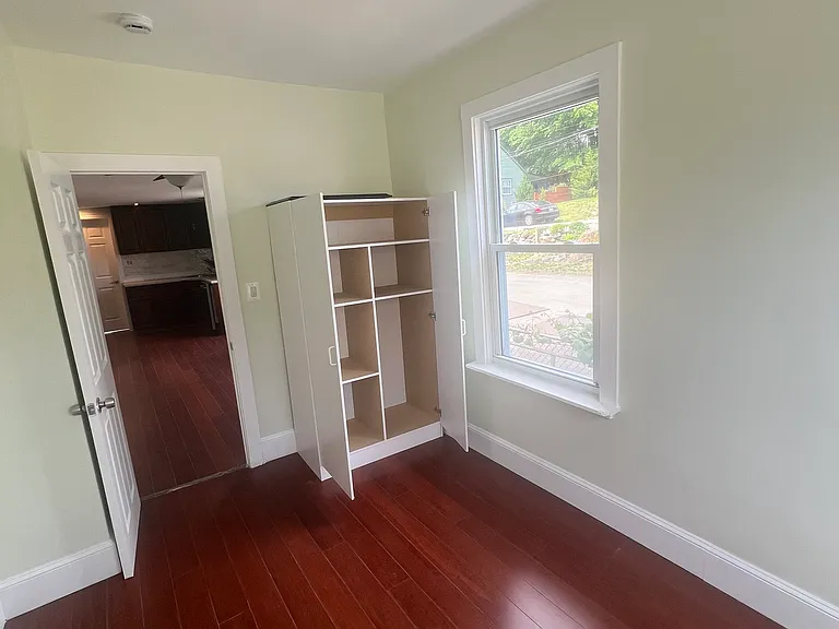 52 Essex St #1 — Photo 5