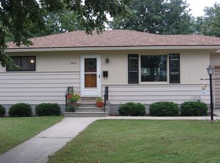 1344 Washington Ave, Grand Haven, MI 49417
