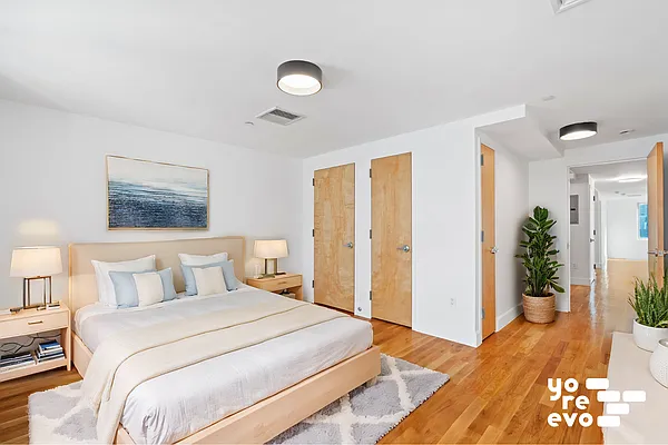 Rented by Yoreevo, LLC | media 6