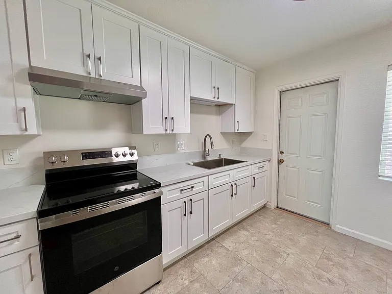 4373 College Ave #4373 — Photo 3