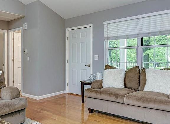 3rd image of 506 Baltic Dr