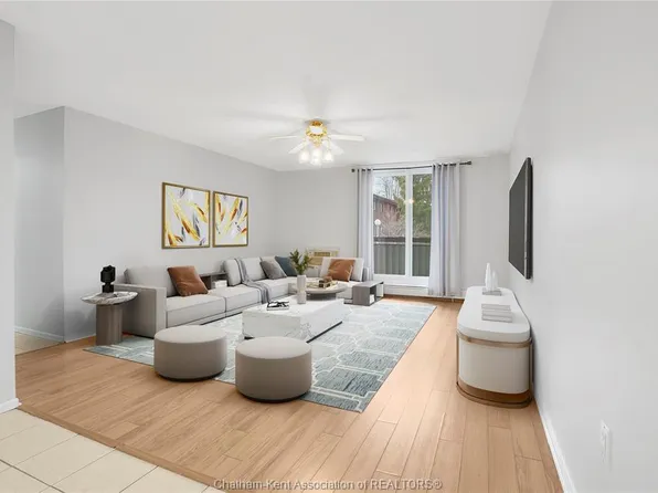 955 Grand Ave, Chatham Kent, ON N7L 4Z6