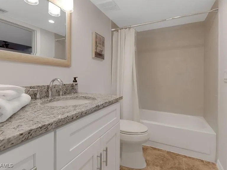 16442 Timberlakes Dr #104 — Photo 12
