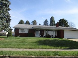 811 James St, Roaring Spring, PA 16673