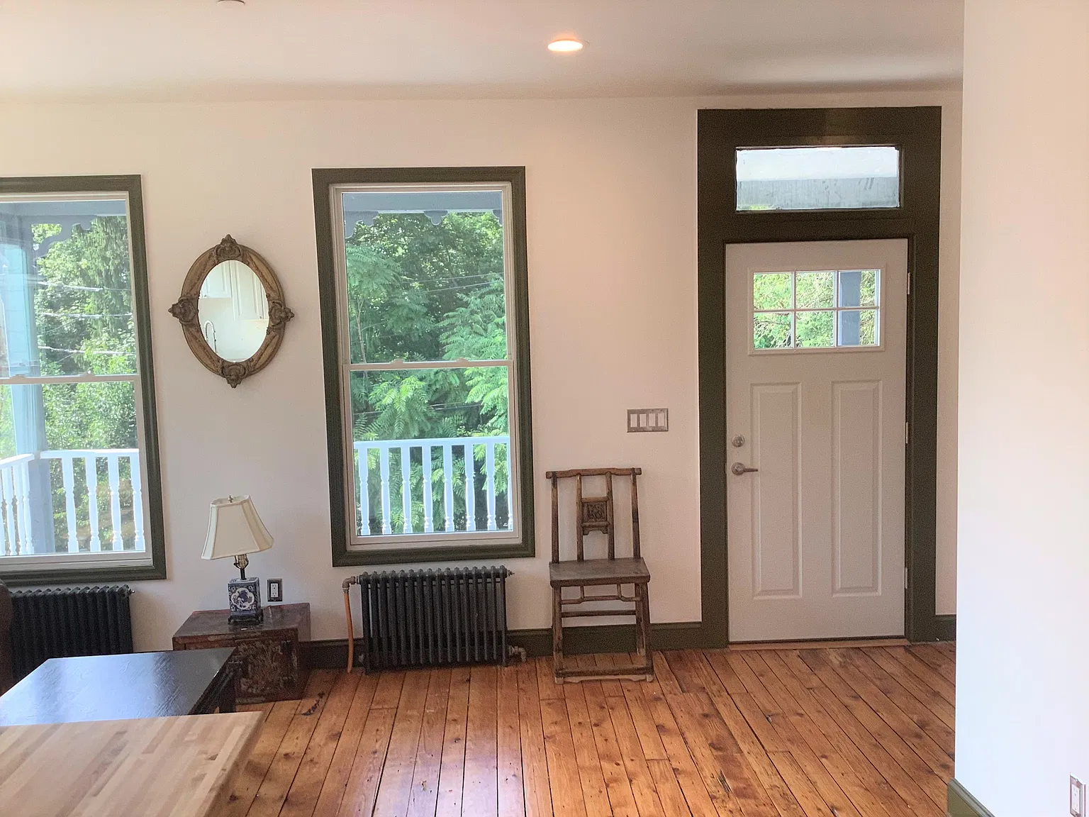 4 bed, 2.5 bath, 1550 sqft, $4,250 — Photo 2