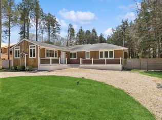 116 Norfolk Dr, East Hampton, NY 11937
