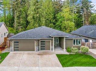 1410 NE Cascadia Ridge Dr, Estacada, OR 97023