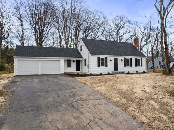 3 Julie Lane, Bloomfield, CT 06002