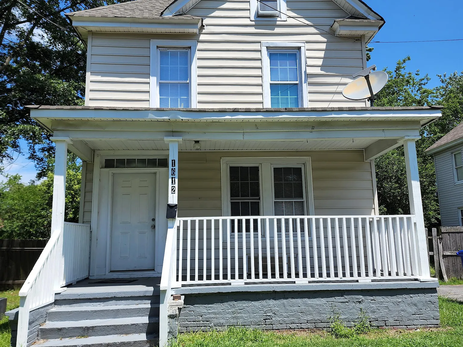 1612 West 48th Street - 1 — Photo 2