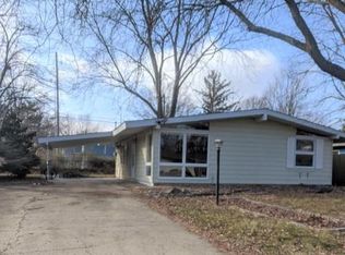 1729 Westhaven Dr, Champaign, IL