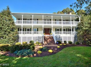 2805 Rifle Ridge Rd, Oakton, VA 22124