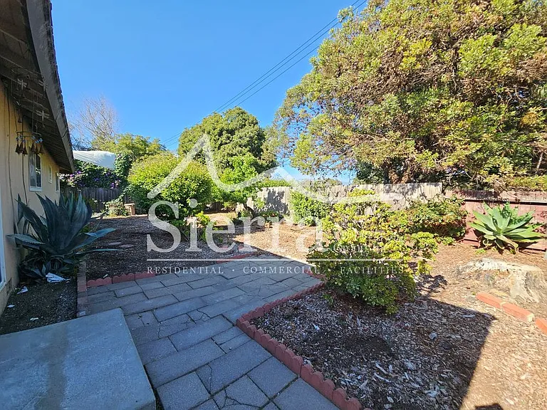 88 Manchester Pl — Photo 11