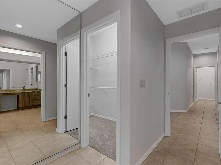 4044 Penshurst Park — Photo 31