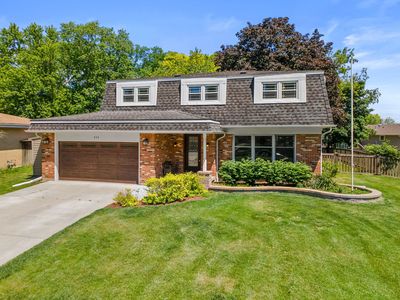 533 N Beck Rd, Lindenhurst, IL, 60046