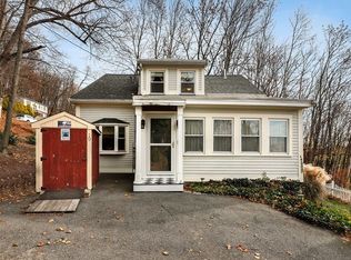 19 Riverview St, Haverhill, MA 01830