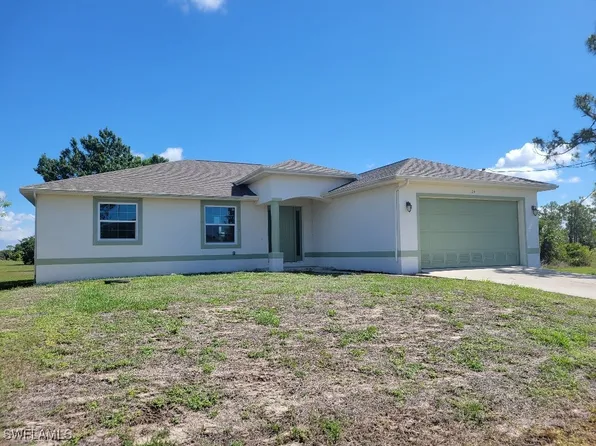 24 Binnacle Rd, Placida, FL 33946