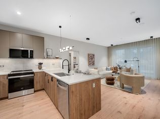 Novu Apartments, Niles, IL 60714