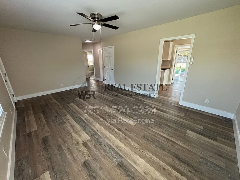 3845 Strong St — Photo 7
