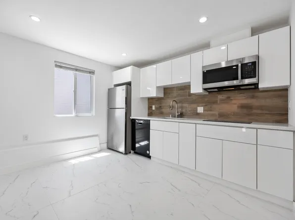 3501 Noriega St #A, San Francisco, CA 94122