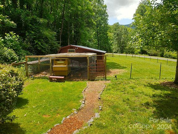 4th image of 47 Country Creek Dr