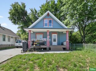 2861 Browne St, Omaha, NE 68111