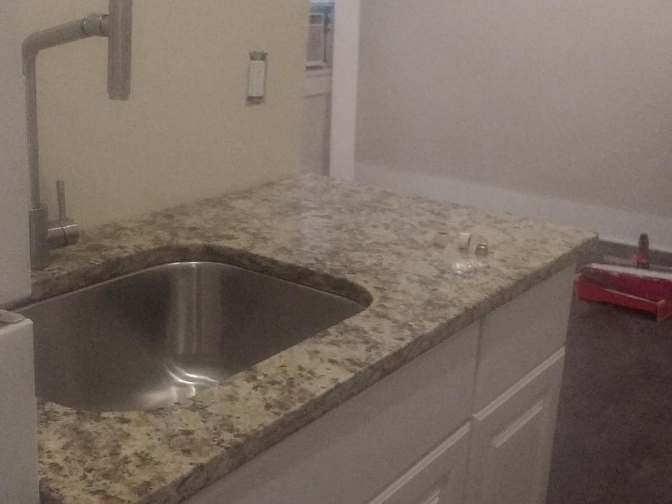 1st image of 260 Saint George St APT 4