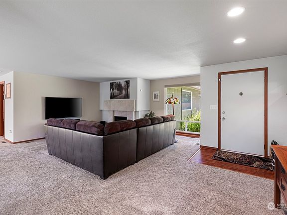 5th image of 7406 97th Avenue Ct SW