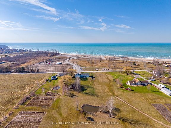 2nd image of 11716 Lakeshore Rd