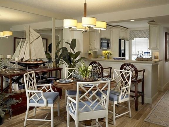 Kitchen & Dining Room