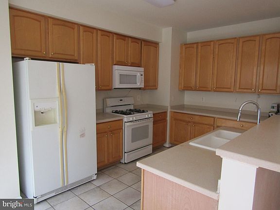 4th image of 2616 Tarleton Corner Dr