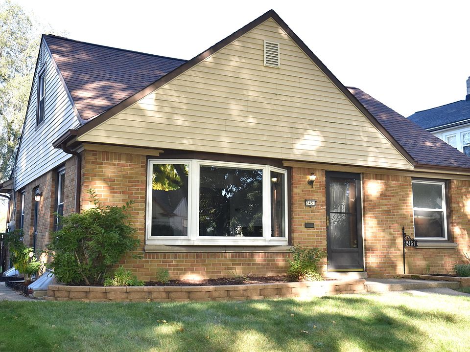 1st image of 2451 S 62nd St