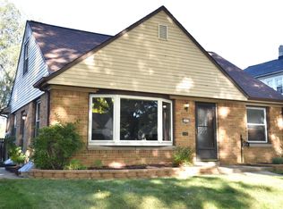 2451 S 62nd St, West Allis, WI 53219