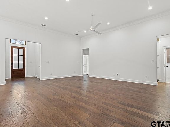 4th image of 4313 Dry Creek Ct