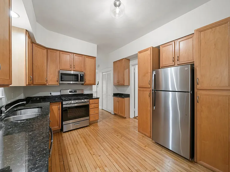 2629 N Troy St #1 — Photo 9