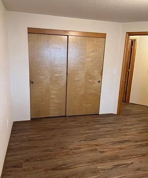 901 Rebecca Dr — Photo 3
