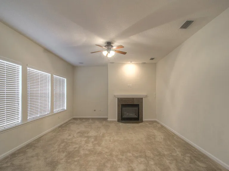 2852 Spoonbill Trl — Photo 6