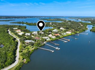 8525 Seacrest Dr, Vero Beach, FL 32963