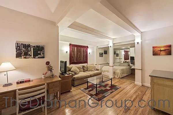 Sold by Diaman Group LLC | media 13