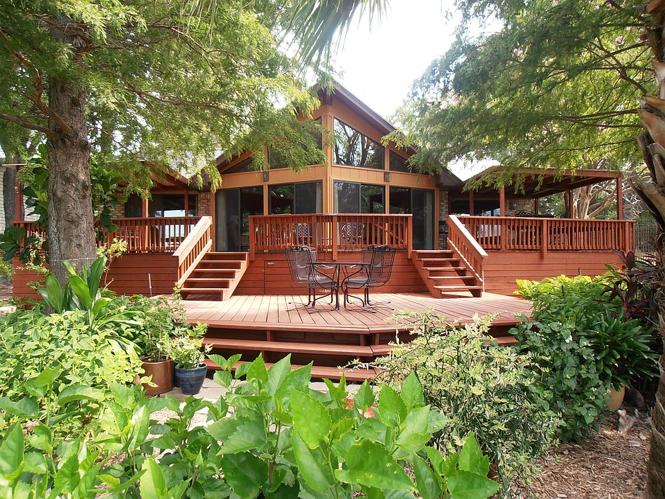 1st image of 179 Shoreline Dr