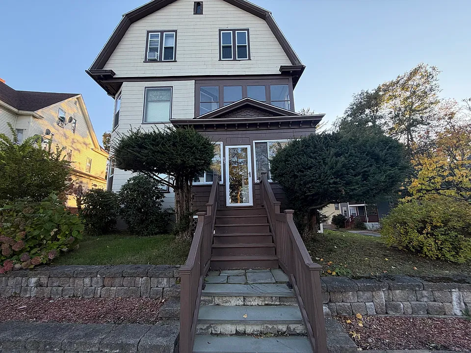 95 May St #2