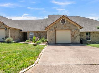 4 Matthews Dr, Lampasas, TX 76550