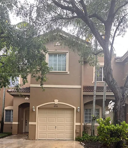 8518 SW 214th Way #8518 Photo 1