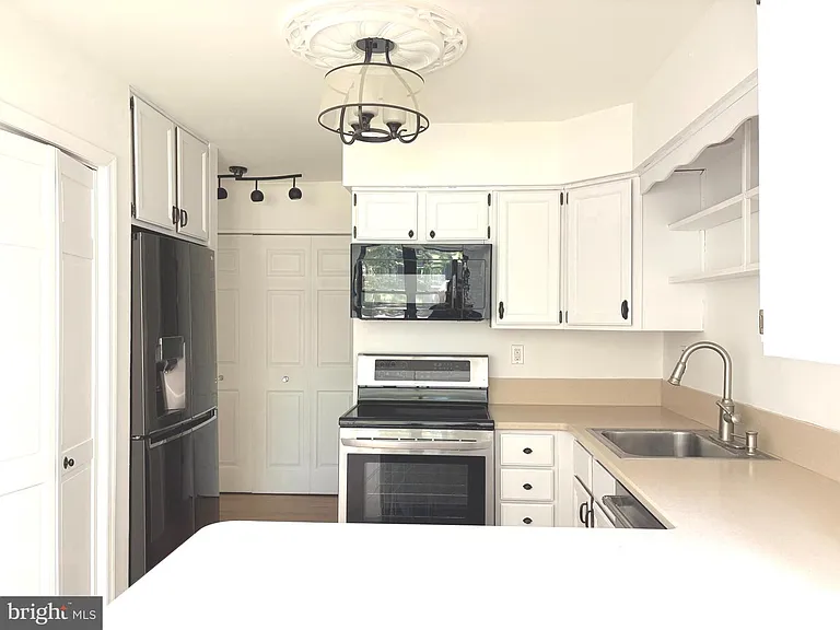 3 Heather Ct — Photo 7