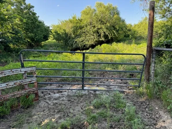 E Archer Rd, Seymour, TX 76380